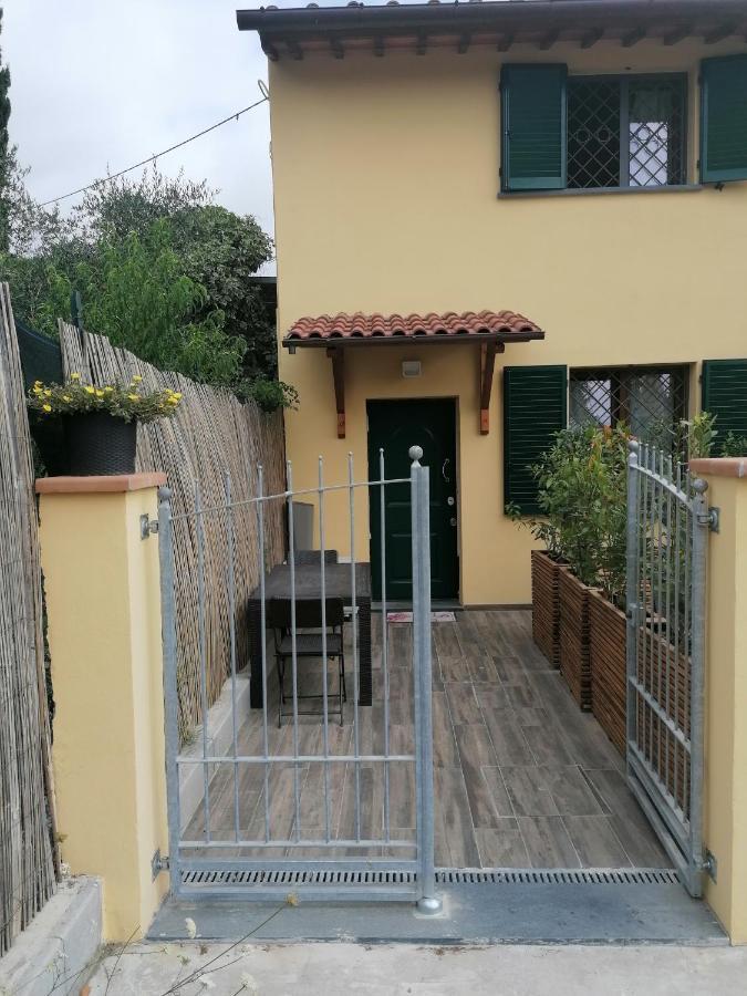 Вилла La Casa Delle Rondini Монтелупо-Фьорентино Экстерьер фото