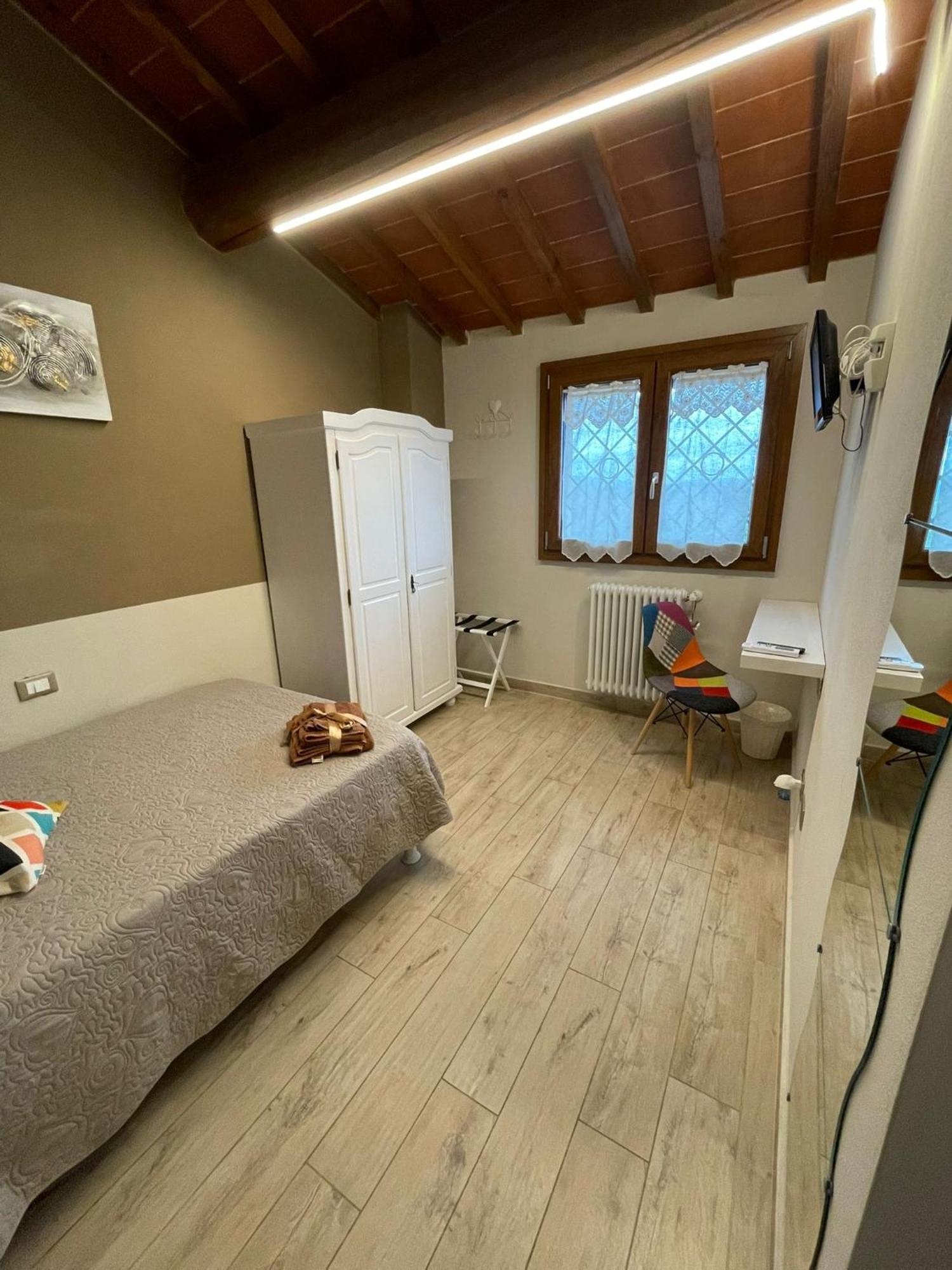 Вилла La Casa Delle Rondini Монтелупо-Фьорентино Экстерьер фото