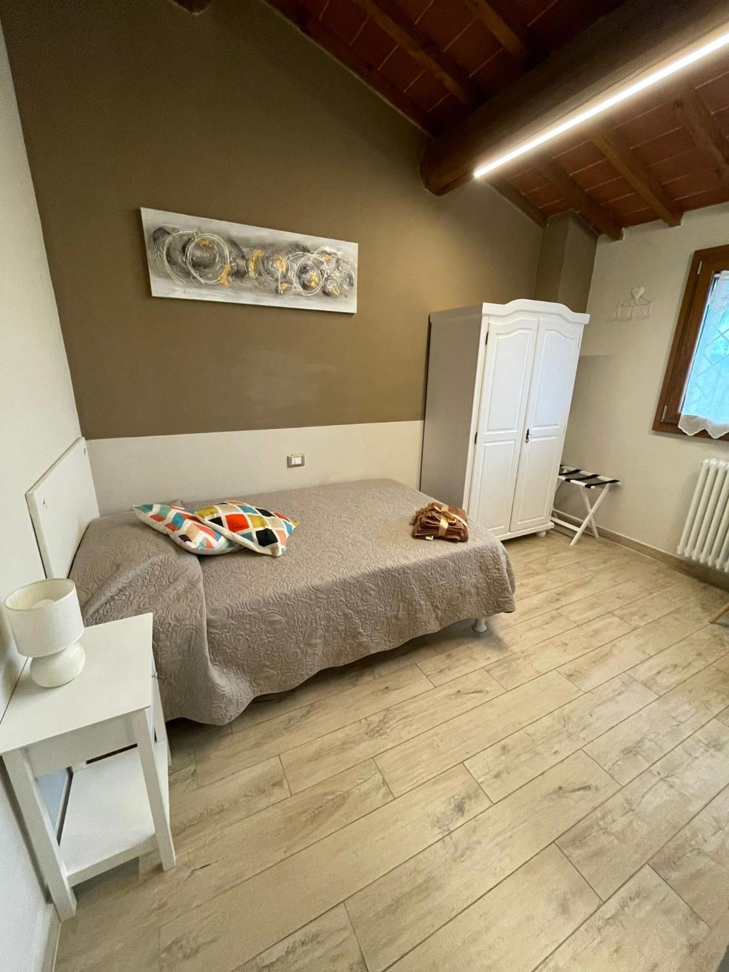 Вилла La Casa Delle Rondini Монтелупо-Фьорентино Экстерьер фото